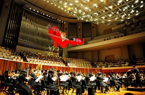 中国侨网多国著名交响乐团的十余位首席华人演奏家参演音乐会（中新网）