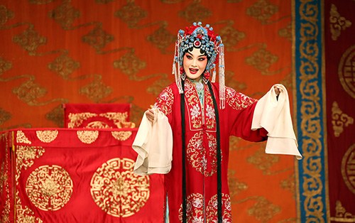 中国侨网演出剧照。(美国《侨报》/管黎明 摄)