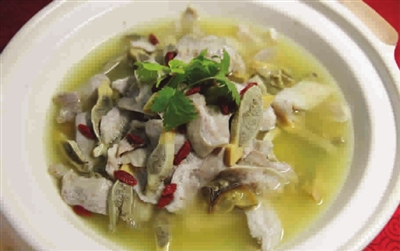 地方风味:鲜香河蚌豆腐汤(图)