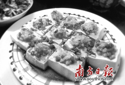 家常菜客家酿豆腐进入省级非遗。（王昌辉