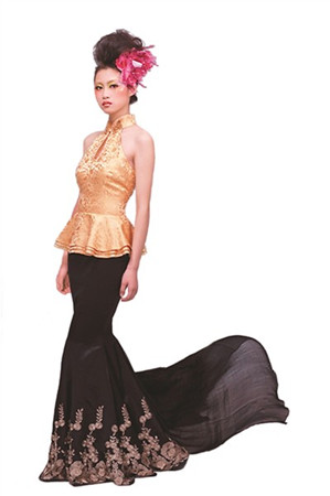 图为设计师杨女士的晚礼服作品