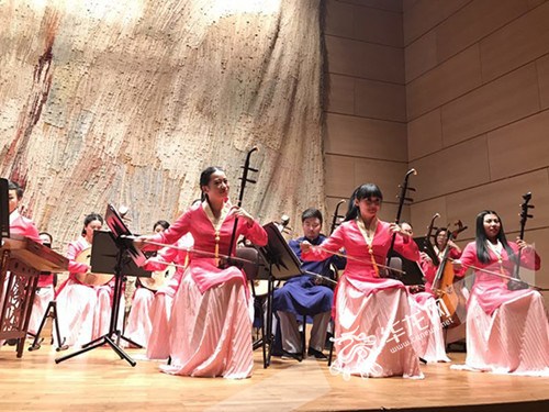 中国侨网音乐会为观众们展示了中国民乐艺术的魅力与瑰丽多彩的中国文化。(资料图)