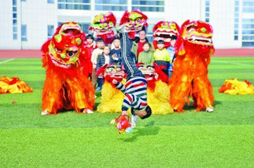 中国侨网房德华摄/光明图片