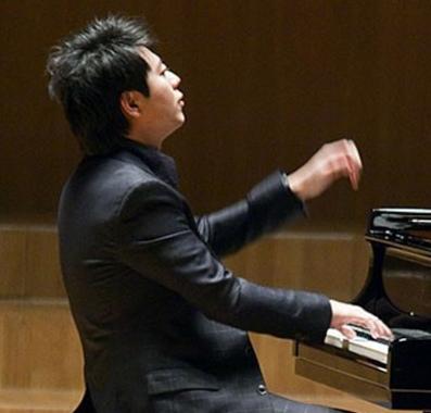 中国侨网郎朗3日将在长岛举办钢琴独奏会。(美国《世界日报》资料图)