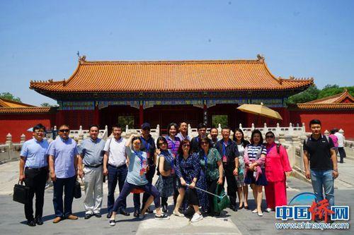 中国侨网资料图:2017年华星艺术团高级研修班赴故宫博物院参观。(冉文娟 摄)