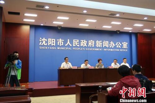 中国侨网6月7日，沈阳市政府新闻办发布会：全市非物质文化遗产传习基地已达到100家。　沈殿成　摄