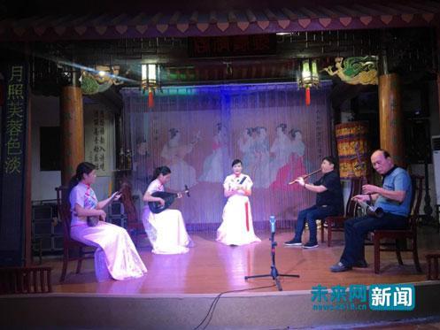 中国侨网图为泉州文庙里的南音表演。未来网记者 程婷 摄