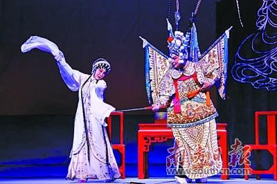 中国侨网欧凯明从艺40年艺术专场现场图。 主办方供图