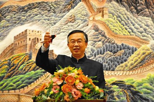 中国侨网驻挪威大使王民。图片取自中国驻挪威大使馆网站