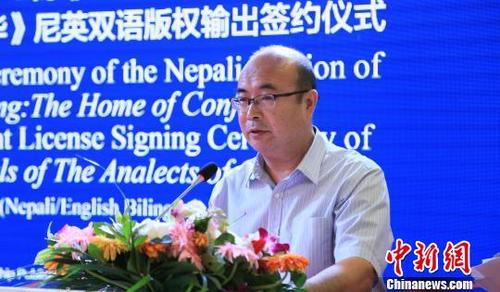 中国侨网山东出版传媒股份有限公司总经理郭海涛致辞。 钟欣 摄