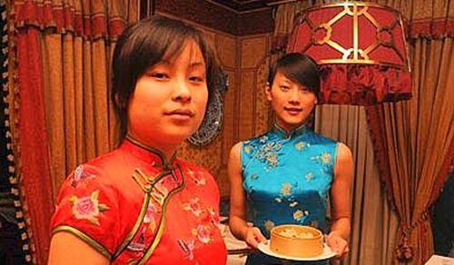 中国侨网意大利米兰中餐馆服务员。(图片来源:意大利欧联网)