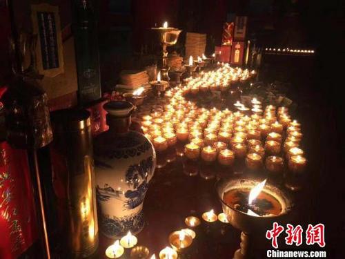 中国侨网图为祭祀现场。 安丽 摄