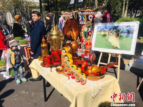 中国侨网3月22日，上合组织多国友人在中国人民对外友好协会院内同庆“春天的节日”纳乌鲁斯节。图为庆祝活动现场。　肖欣　摄
