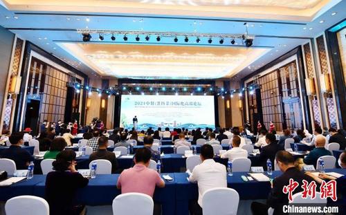 中国侨网24日，2021中餐（淮扬菜）国际化高端论坛在江苏淮安举行。　管伟法　摄