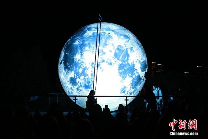 2025“缤纷悉尼”灯光音乐节：民众沉浸式体验梦幻光影世界