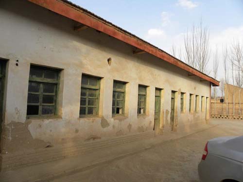 会宁县长住人口_会宁县桃花山图片(3)