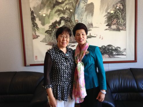 旧金山美西福建同乡会向云南鲁甸地震灾区捐款