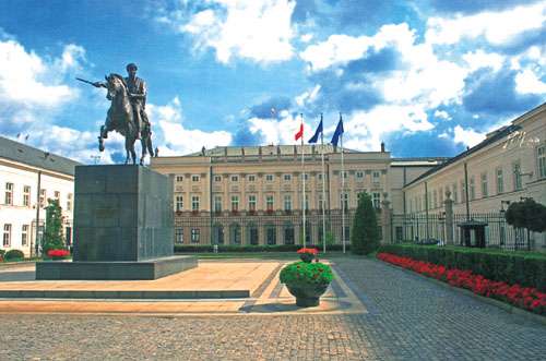 位于首都华沙的波兰总统府(蓝乃才/摄)