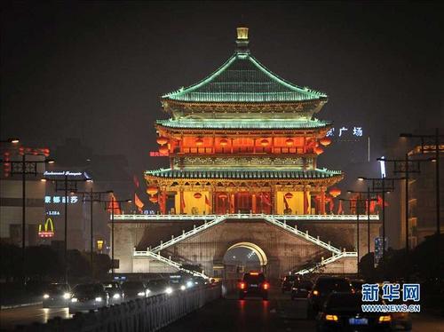 中国侨网资料图：西安鼓楼。（图片来源：新华社记者 丁海涛摄）