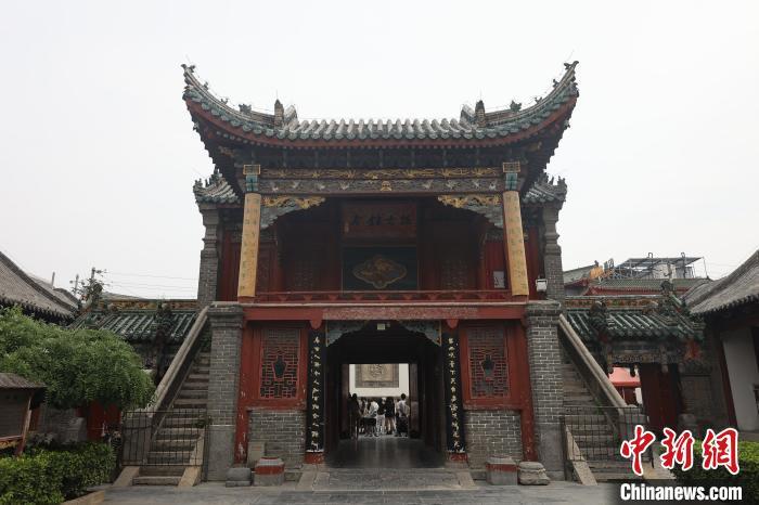 走进开封山陕甘会馆：观雕刻“三绝”