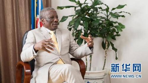 中国侨网在中国两会召开之际，纳米比亚驻华大使伊莱亚·乔治·凯亚莫接受新华网专访。新华网 发