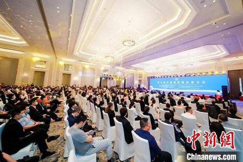 中国侨网第六届中国国际饭店业大会30日在海南省海口市召开。　中国饭店业协会供图