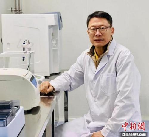 中国侨网华人医学专家姜和。受访者供图