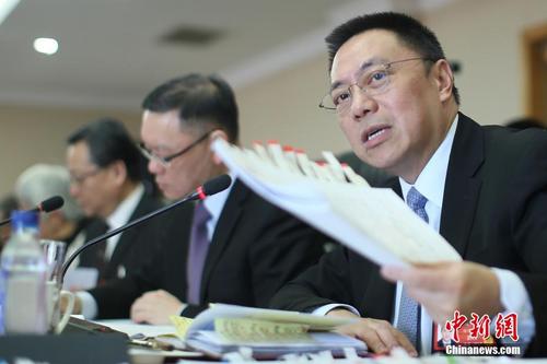 澳门代表团审议工作报告