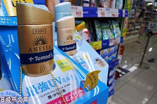 日媒称访日中国人消费现“新宠” 反映日本最新流行趋势