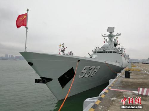 中国海军第三十一批护航编队启航 