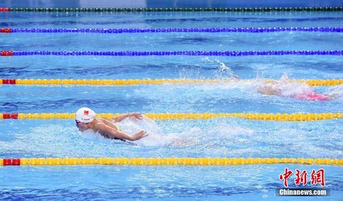 军运会女子4x100米混合泳接力中国队破纪录夺冠