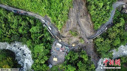 哥伦比亚山体滑坡死亡人数升至33人