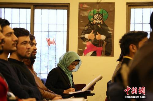  巴基斯坦“汉语热”升温 探访伊斯兰堡孔子学院 