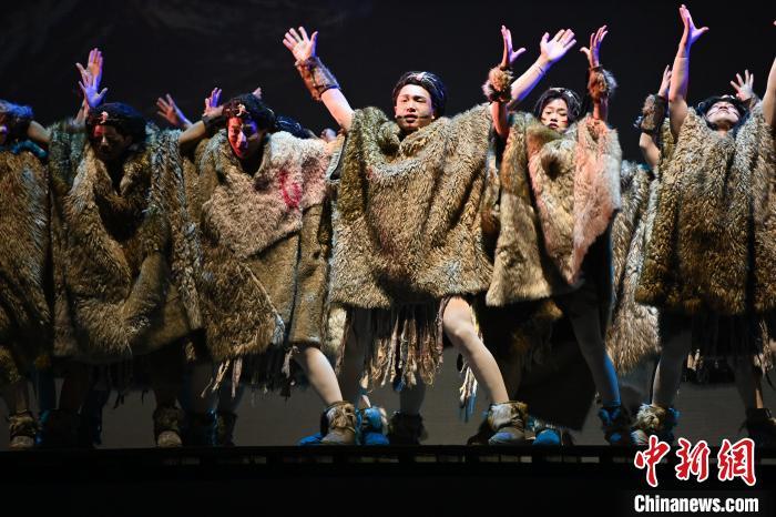 3月25日，大型室内情境体验剧《天水千古秀》在甘肃省天水市复演。李亚龙 摄
