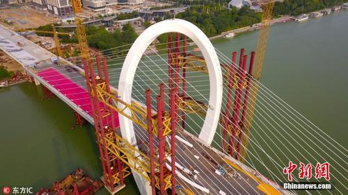 世界跨度最大“反对称结构斜拉桥”即将通车