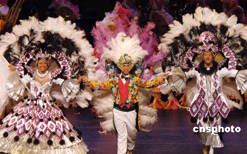 澳门森巴嘉年华尽展南美音乐舞蹈魅力