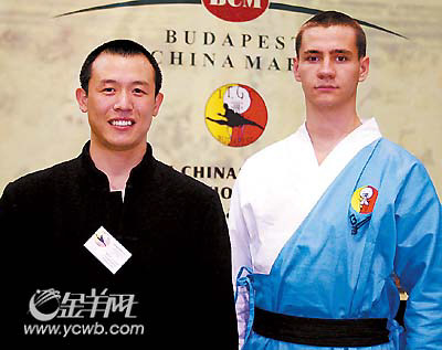 释行鸿:从少林武僧到匈牙利警察总教头