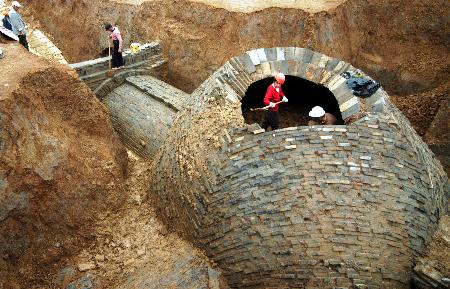 南京将对已发现的最大六朝古墓进行就地保护(图)