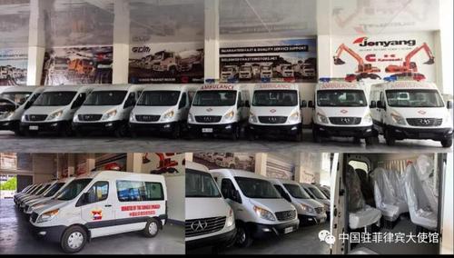 中国侨网期待这些车辆的投入使用将会助力达沃市政府抗疫工作，给达沃患者和家庭带来更多帮助和希望。　中国驻菲使馆供　摄
