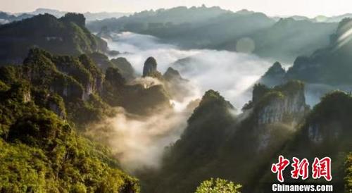 中国侨网贵州施秉云台山。贵州文旅厅 供图　程景伟　摄