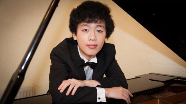 创作型钢琴家杨远帆：融合中西风格不只是概念和口号