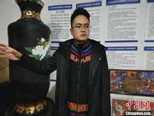 中国侨网图为大方漆器传承人高焱。 受访者供图