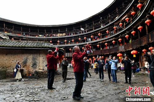 遇见漳州：逛土楼感受“世遗”文化